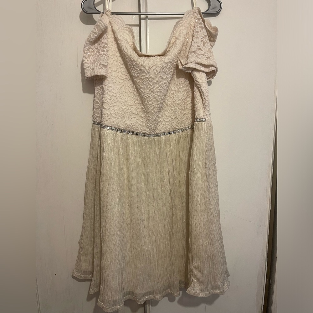 Off the shoulder City Vibe Dress